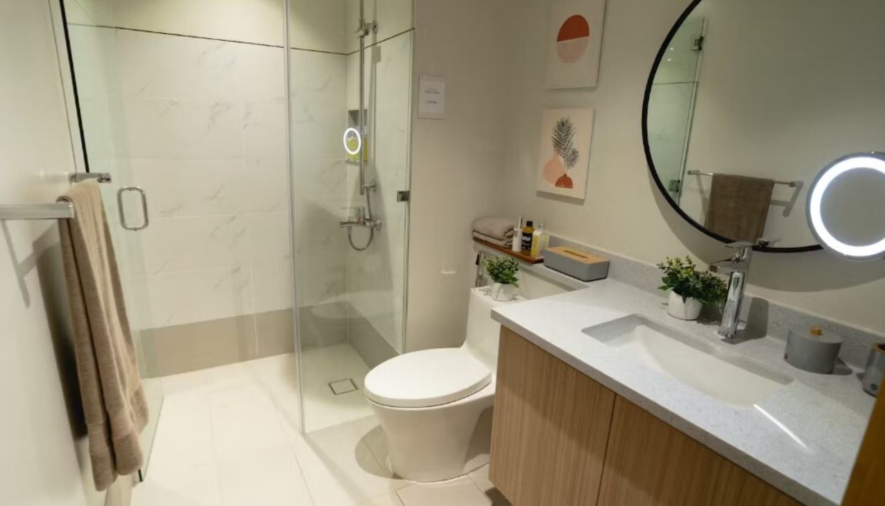 lucima-condo-bathroom